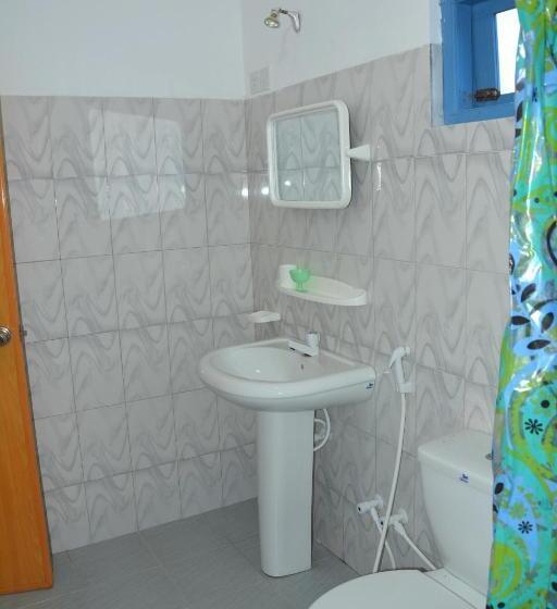 Трехместный Номер Deluxe, Serenity Lake Resort Yala