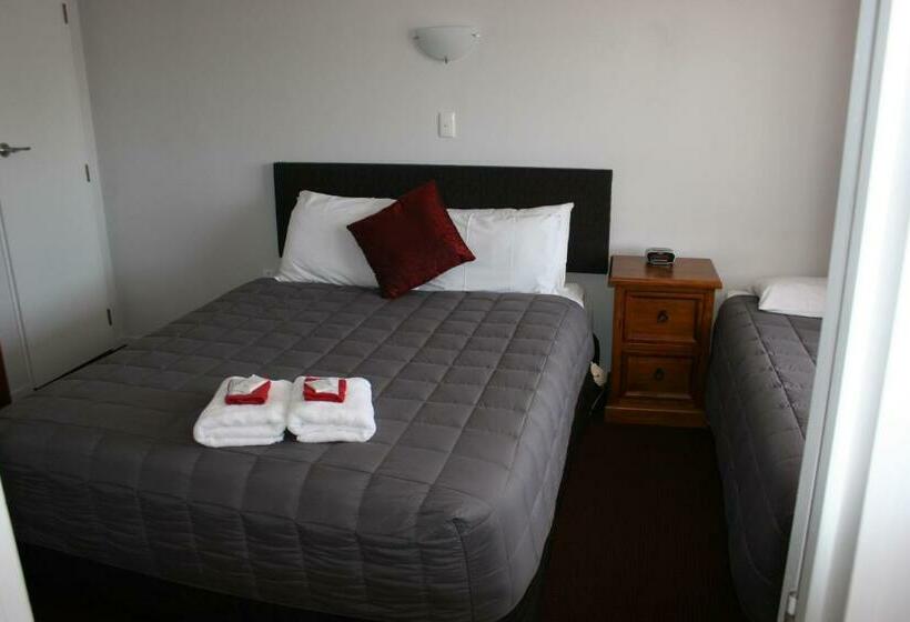 Апартаменты 1 Спальня, Burgundy Rose Motel