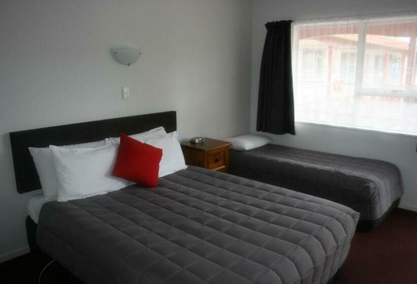 Студия Стандарт, Burgundy Rose Motel