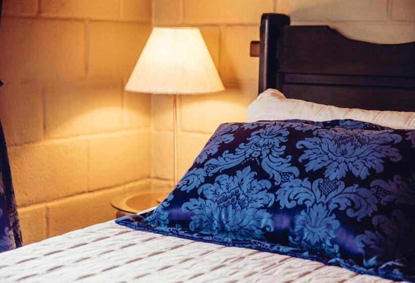 اتاق استاندارد, Pousada Camelot Inn