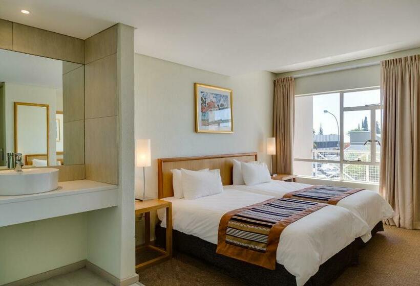 Номер Стандарт, River City Inn