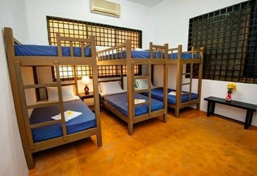 מיטה בחדר משותף, Base Villa Phnom Penh   Hostel