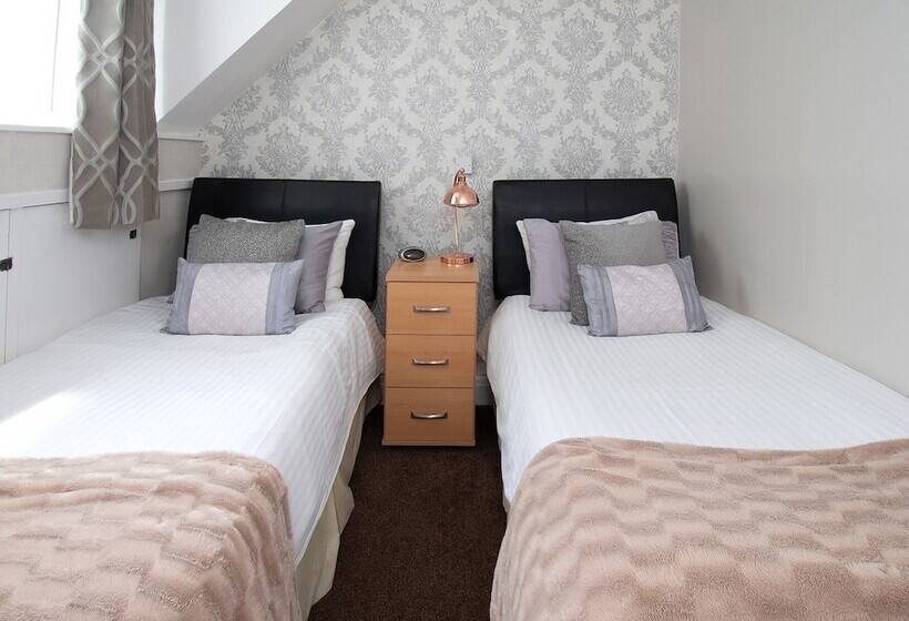 Quarto Estandar, Rosaire Guest House