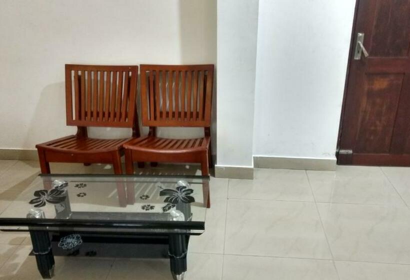 اتاق لوکس, Half Moon Residency Calicut
