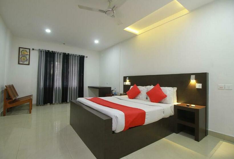 اتاق لوکس, Half Moon Residency Calicut