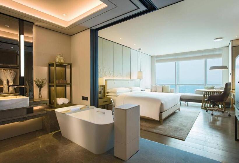 キングサイズベッド、ビュー付きデラックスルーム, Shenzhen Marriott Hotel Nanshan