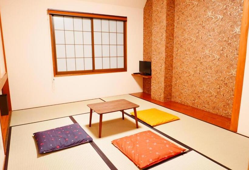 Номер Стандарт, K S House Takayama Oasis [2nd K S Hostel]