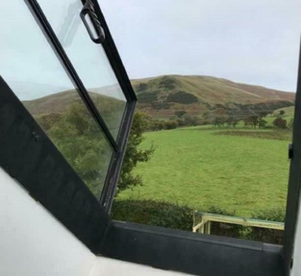 패밀리 룸, Howgills Barn