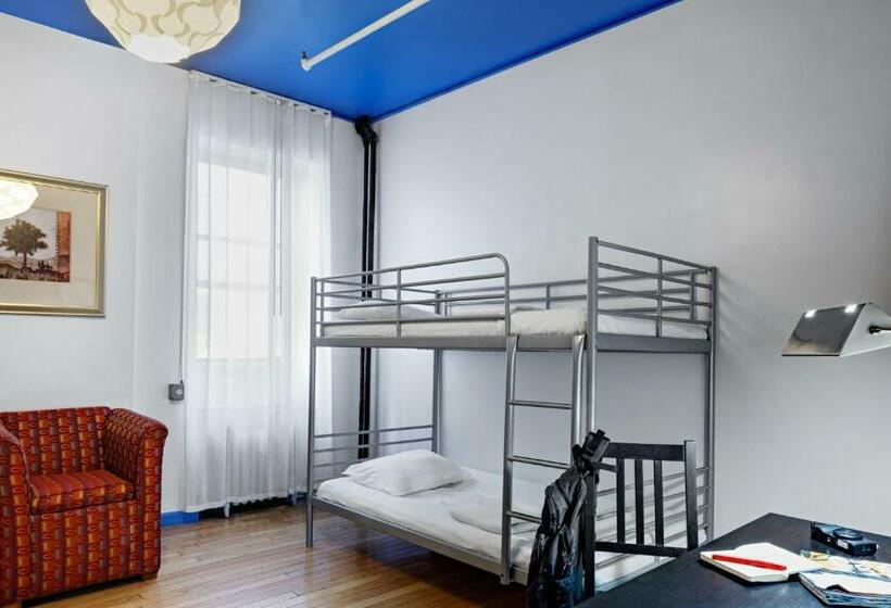 带共用卧室公用房间的床, Central Park West Hostel