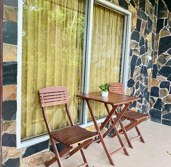 Quarto Superior com Sacada, Canal Resort