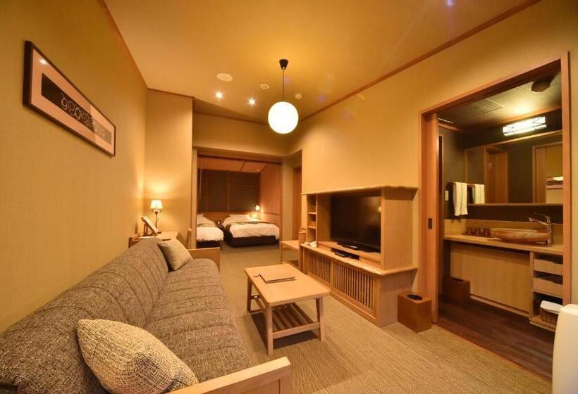 Deluxe room with river view, La Vista Akangawa