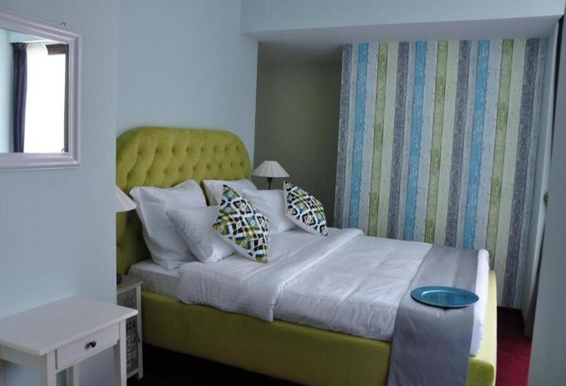 Номер Стандарт с Балконом, Paj Hotelul Retreat & Spa