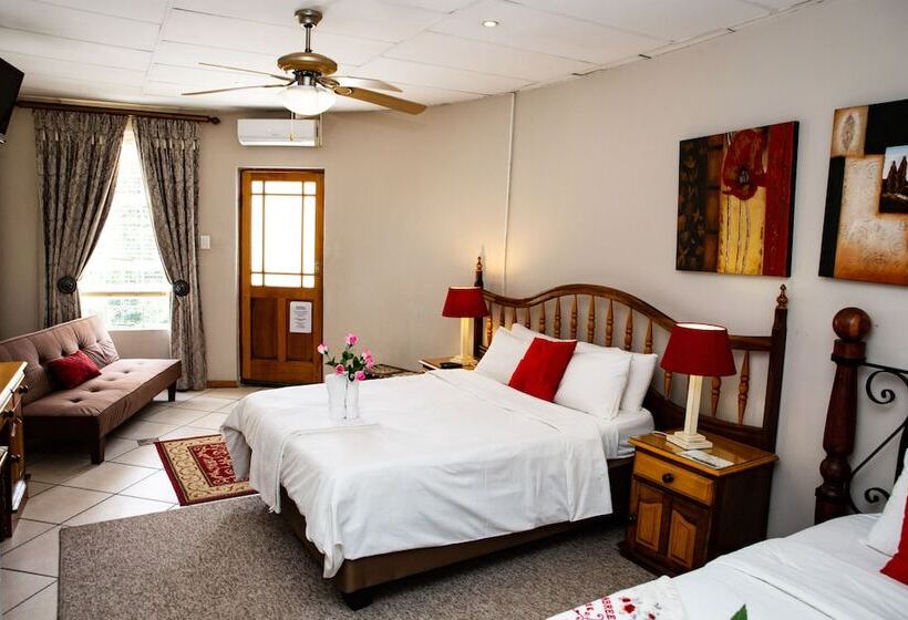 Семейный Номер, Woodpecker Guesthouse