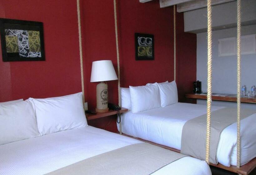 Quarto Quádruplo Deluxe, Damiana Boutique