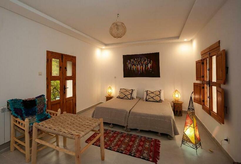 Номер Стандарт, Auberge Le Maquis