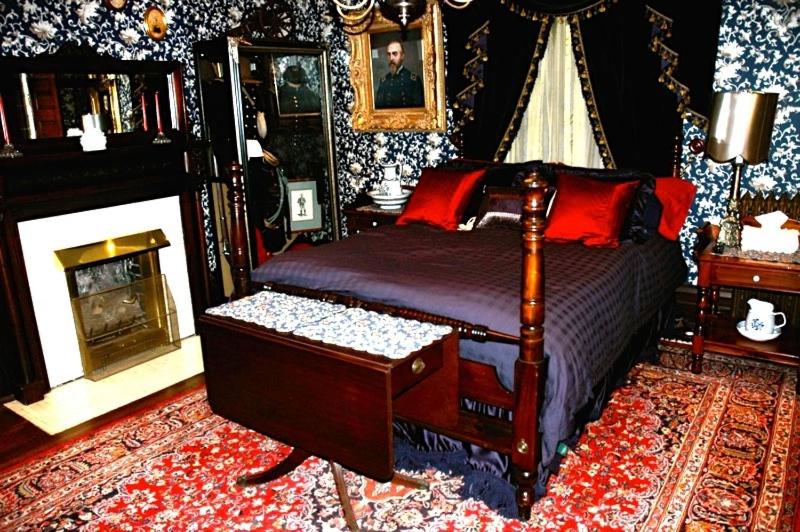 Люкс с гидромассажем, South Broadway Manor B&b   Near Fallingwater, Ohiopyle State Park, Hiking & Biking Trails Gap