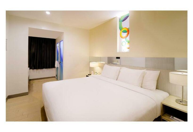 带大床的标准间, Go Hotels Ortigas Center