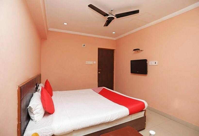 Номер Стандарт, Oyo Rooms Nayapalli