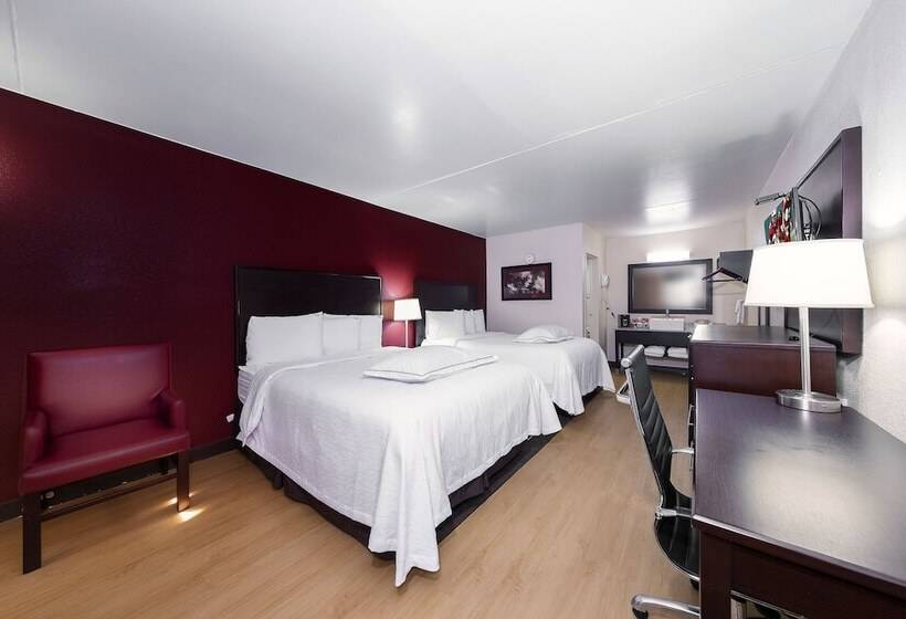 Номер Премиум, Red Roof Inn Plus+ Huntsville – Madison