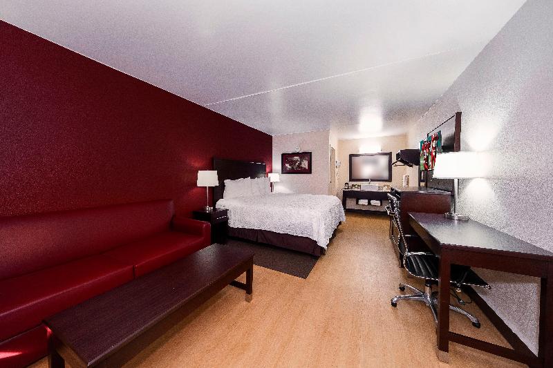 جناح سرير كينج, Red Roof Inn Plus+ Huntsville – Madison