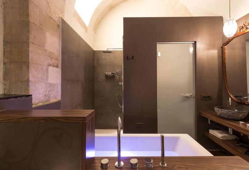小型豪华套房, B&b Giardino Di Pietra