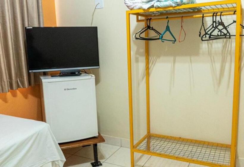 Quarto Economy Cama Casal, Itaipu