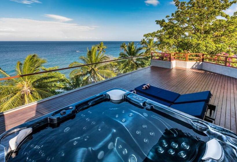 Çatı Katı Oda, Katamaran Hotel & Resort Lombok