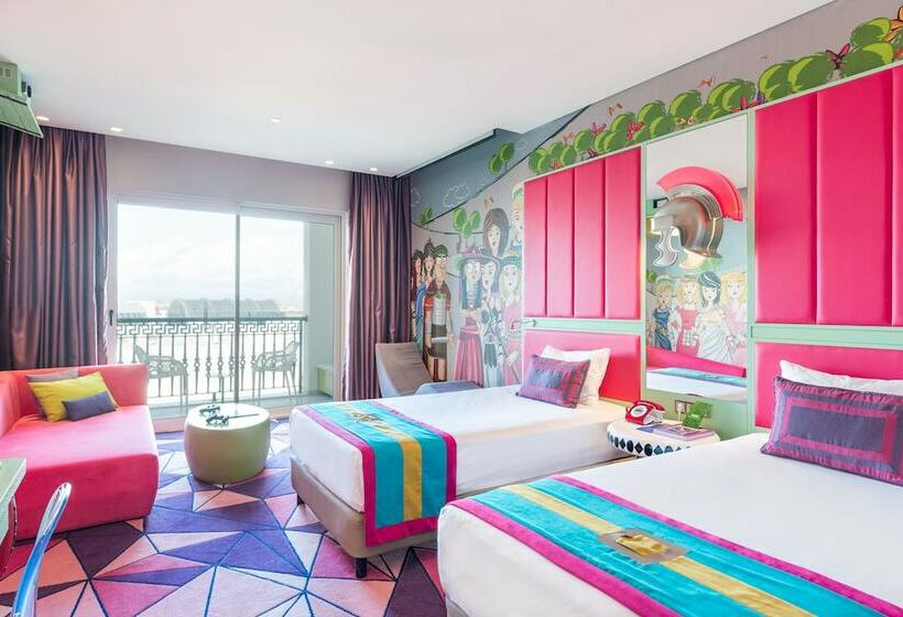 Номер Deluxe, The Land of Legends Kingdom Hotel  All in Concept