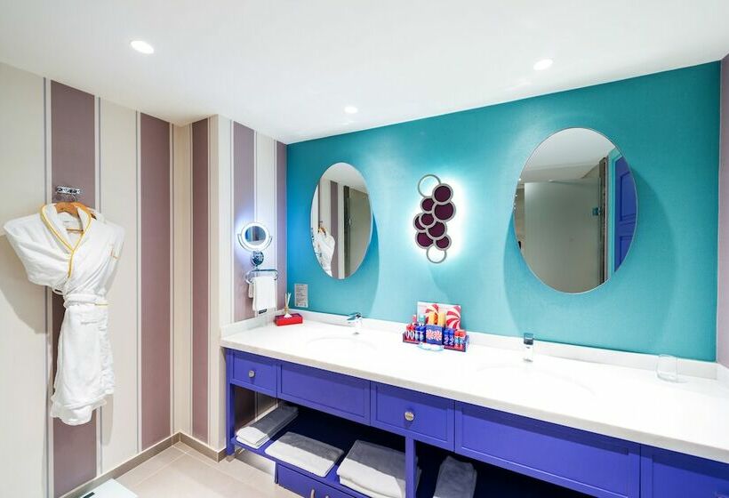 Полулюкс, The Land of Legends Kingdom Hotel  All in Concept
