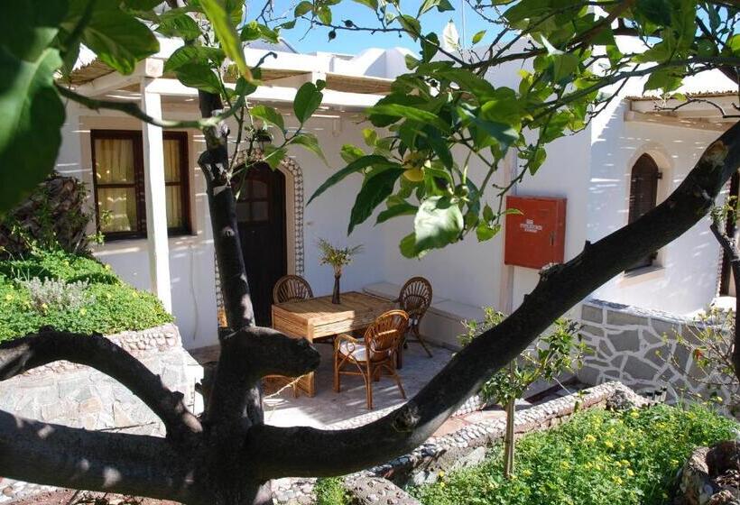 Escritório Estándar, Villa Italiana