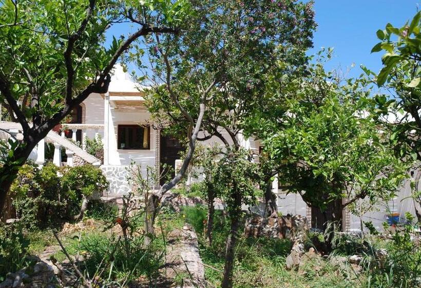 Escritório Estándar, Villa Italiana