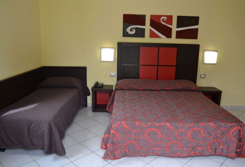 Четырехместный Номер Стандарт, Resort Villa Hermosa