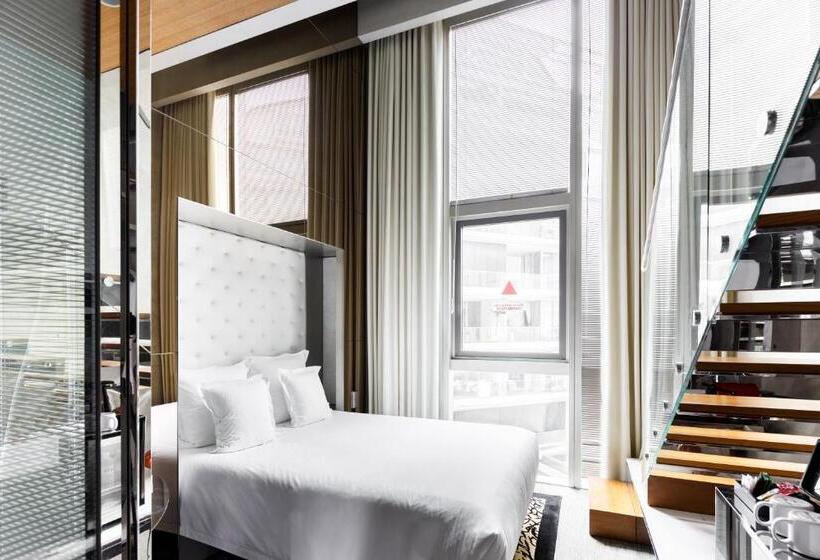 Standard Room, M Social Singapore