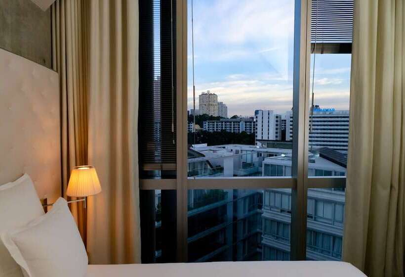 Bed in Shared Room, M Social Singapore