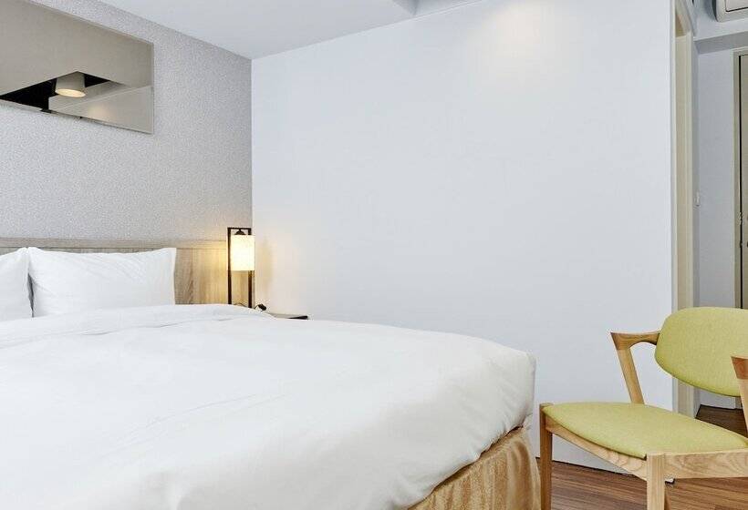 اتاق استاندارد, Bon Hotel Taipei