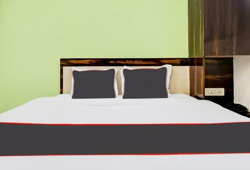 Трехместный Номер Классика, Collection O Hotel Pachratna