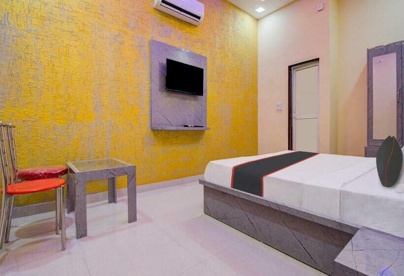 三人经典房间, Collection O Rj14 Hotel Sanwariya & Resturant