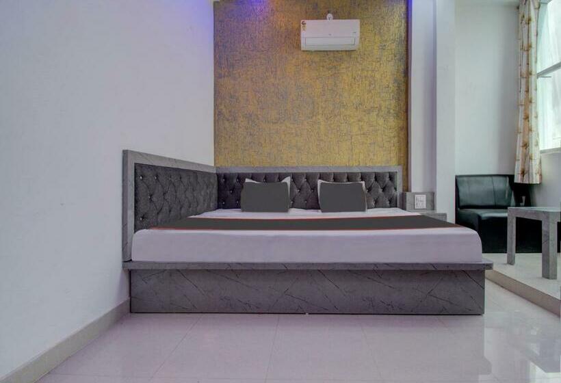 三人经典房间, Collection O Rj14 Hotel Sanwariya & Resturant