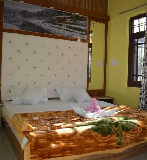 デラックスルーム, Goroomgo Nice One Palace Srinagar