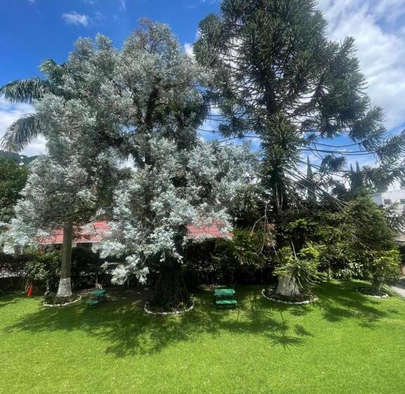 اتاق استاندارد با بالکن, Rancho Grande