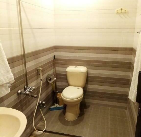 Family Room, Inn Karachi