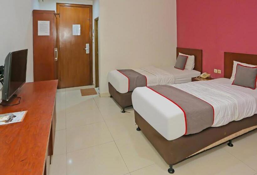 اتاق لوکس, Townhouse Oak Hotel Fiducia Pasar Minggu