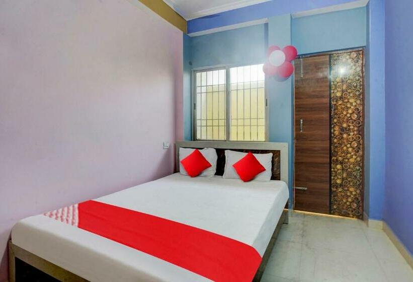 اتاق کلاسیک سه تخته, Oyo Flagship 81323  Kashyap Stay