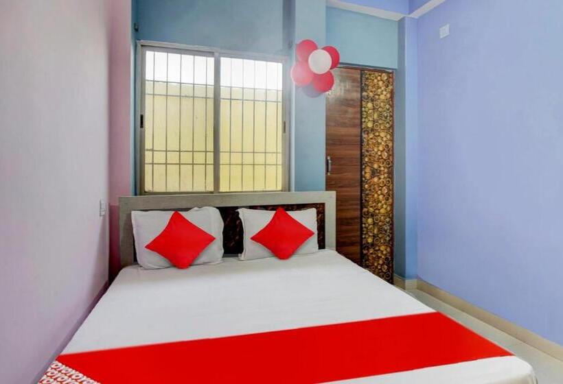 اتاق کلاسیک سه تخته, Oyo Flagship 81323  Kashyap Stay