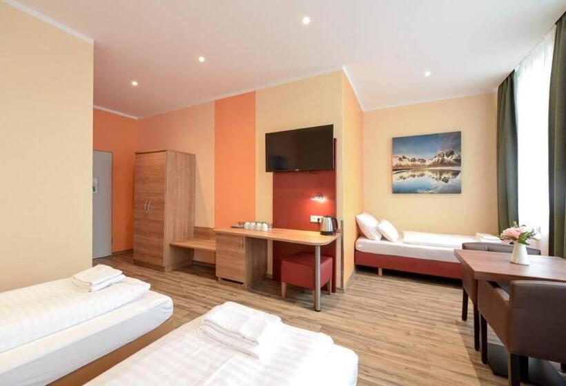 Номер Стандарт Трехместный, Alexander Business Hotel Hannover City