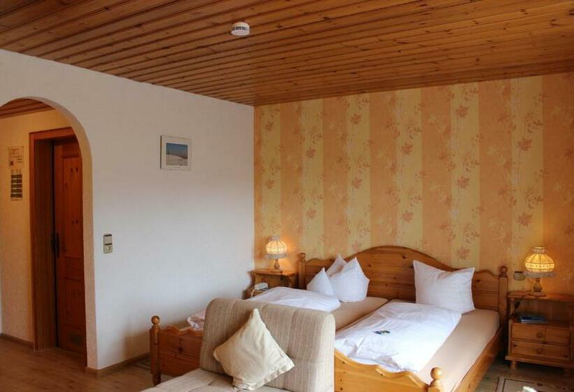 Номер Стандарт с Балконом, Landgasthof Zum Schützen