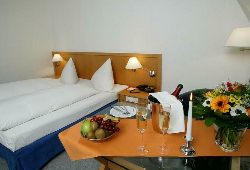 Номер Стандарт, Stadthotel Oranienburg