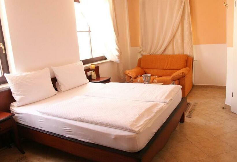 اتاق استاندارد, Villa Toscana
