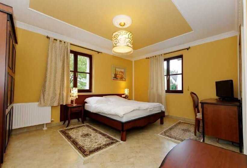 سوییت, Villa Toscana