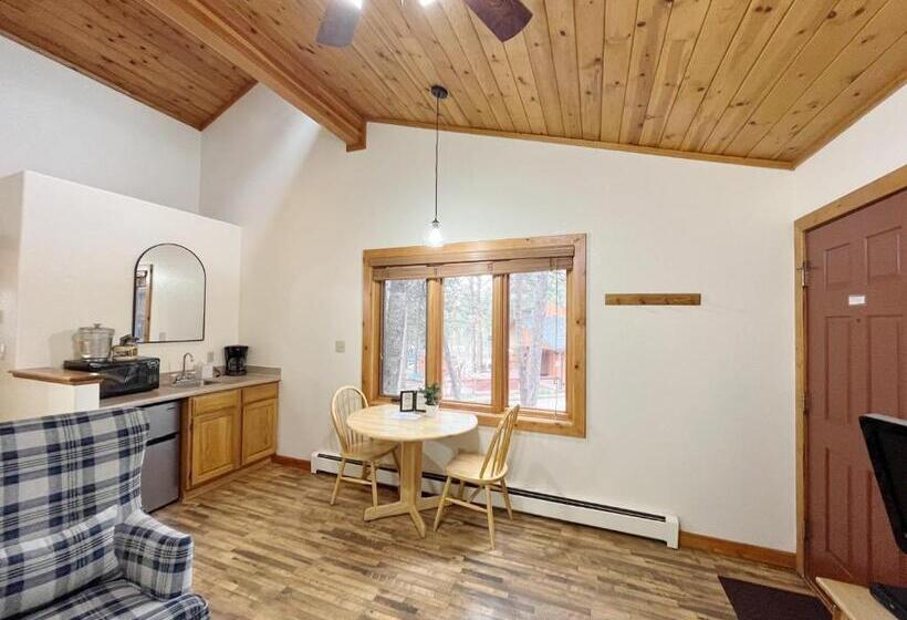 Люкс, Columbine B Cabin Suite